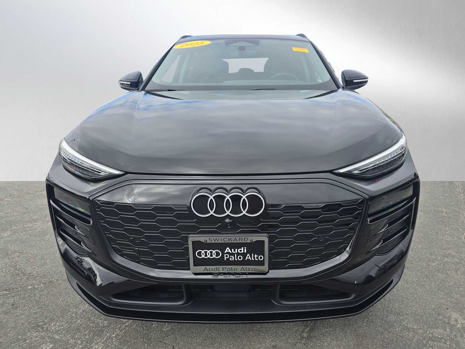 2025 Audi Q6 e-tron Premium Plus