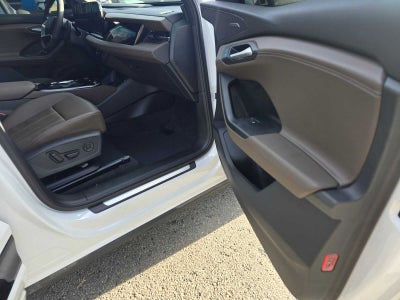 2025 Audi Q6 e-tron Premium Plus