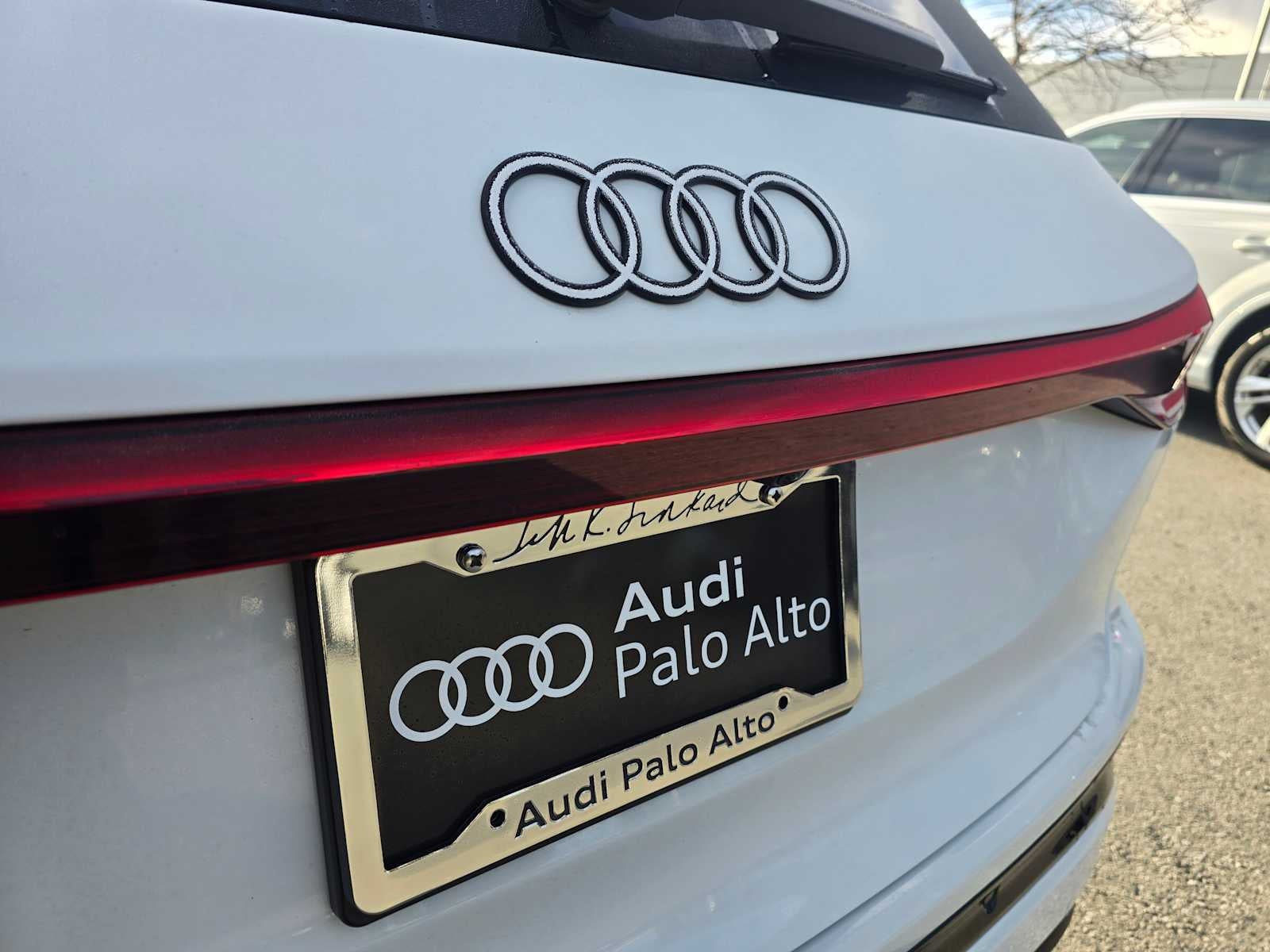 2025 Audi Q6 e-tron Premium Plus