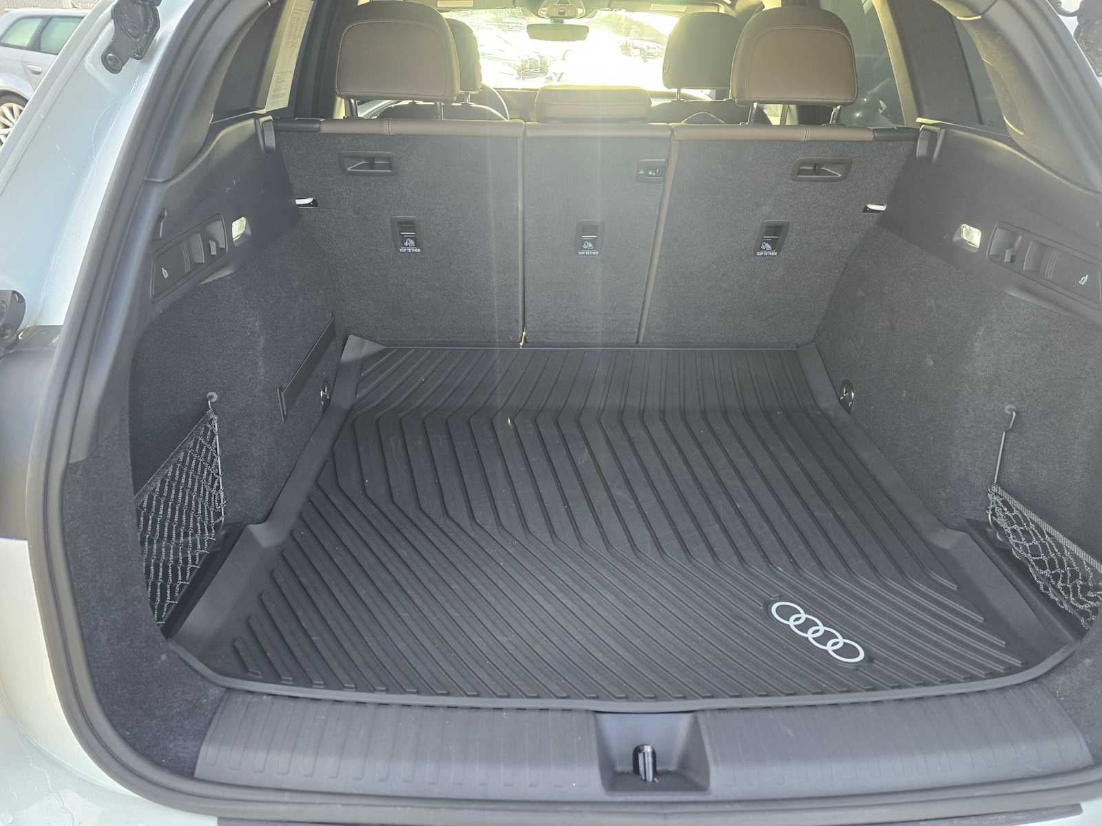 2025 Audi Q6 e-tron Premium Plus