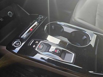 2025 Audi Q6 e-tron Premium Plus