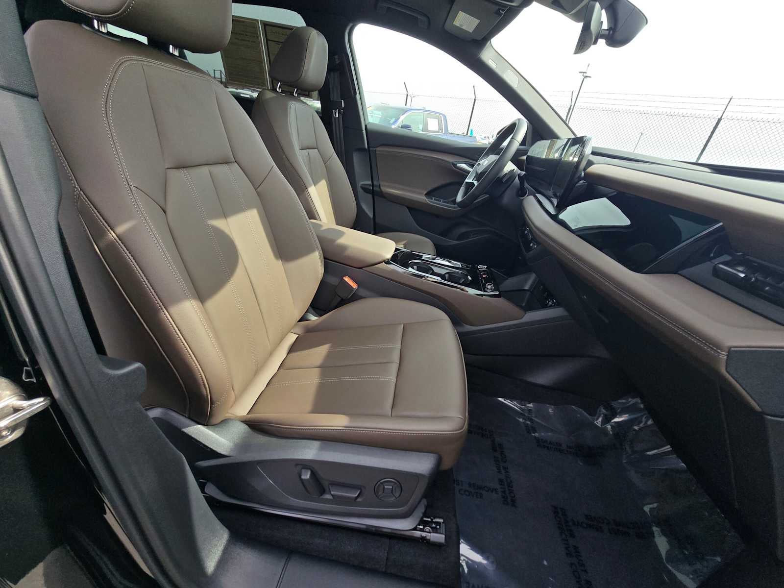 2025 Audi Q6 e-tron Premium Plus