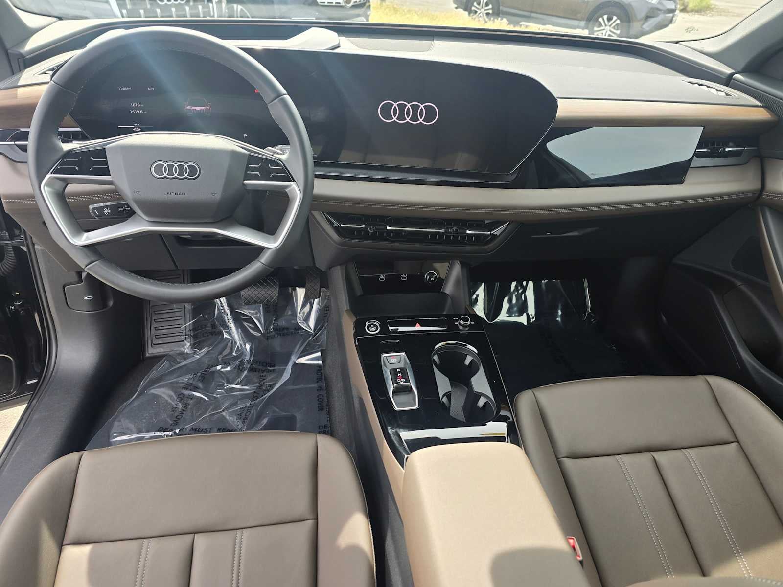 2025 Audi Q6 e-tron Premium Plus