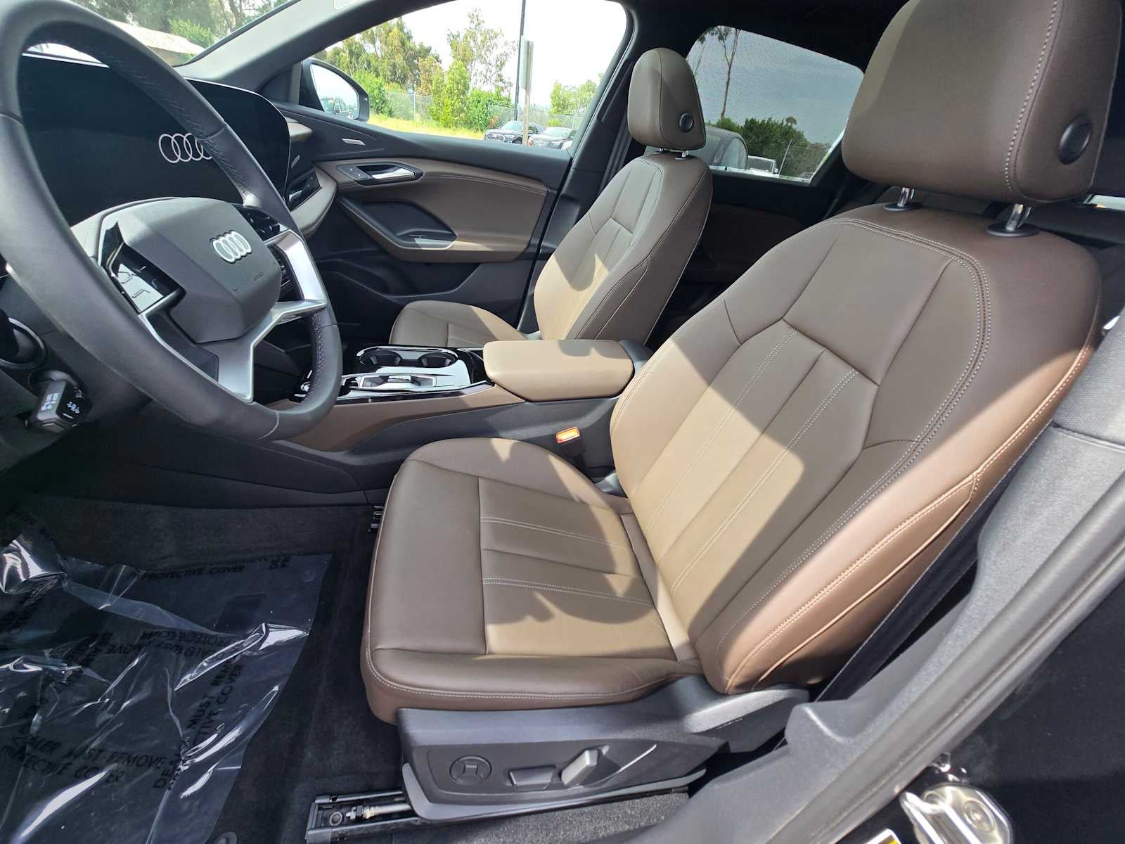 2025 Audi Q6 e-tron Premium Plus