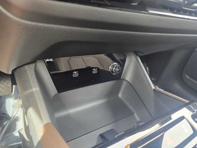 2025 Audi Q6 e-tron Premium Plus