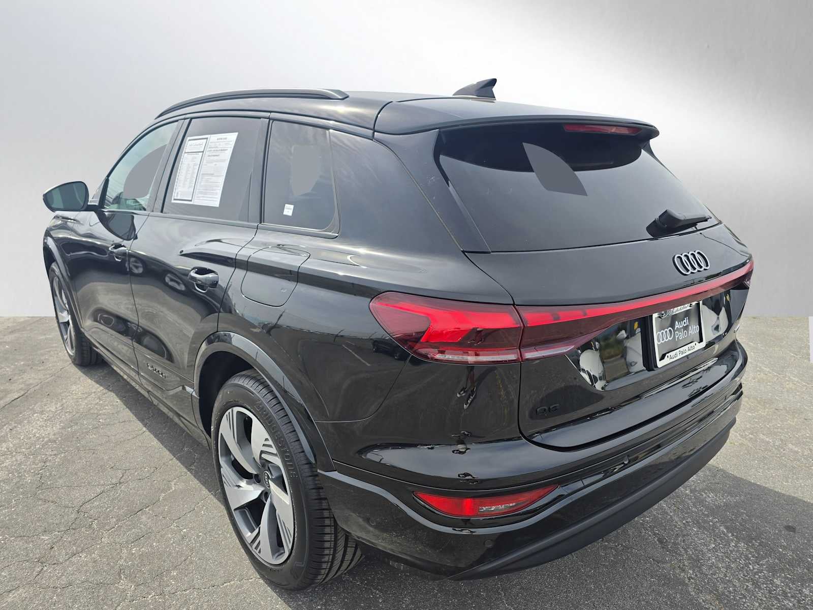 2025 Audi Q6 e-tron Premium Plus