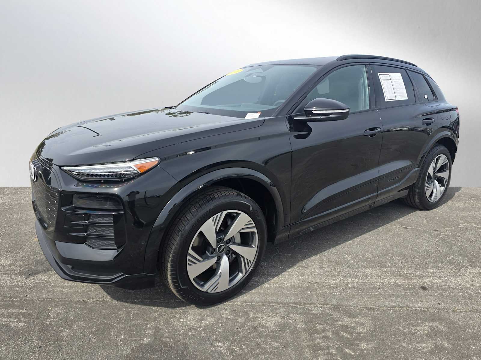2025 Audi Q6 e-tron Premium Plus