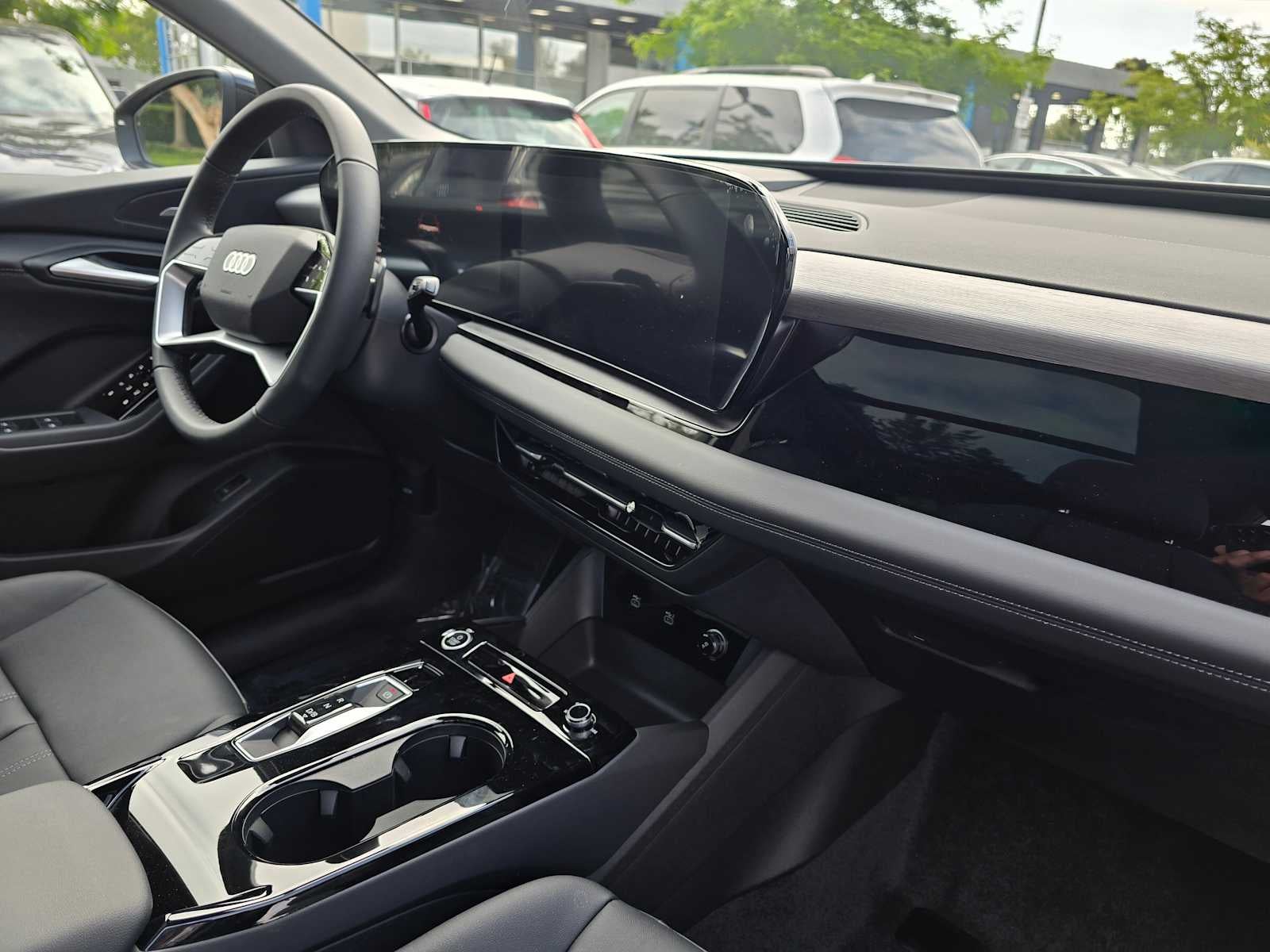 2025 Audi Q6 e-tron Premium Plus