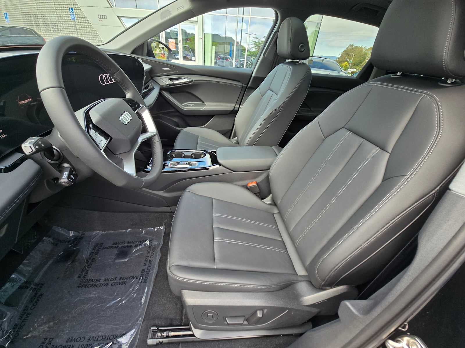 2025 Audi Q6 e-tron Premium Plus