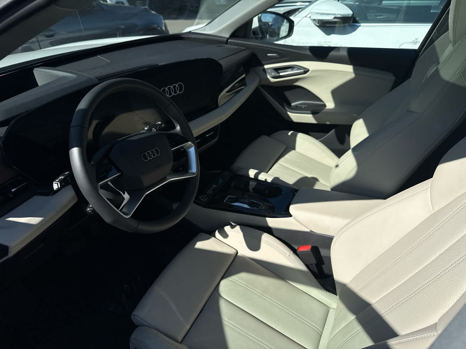 2025 Audi Q6 e-tron Premium Plus