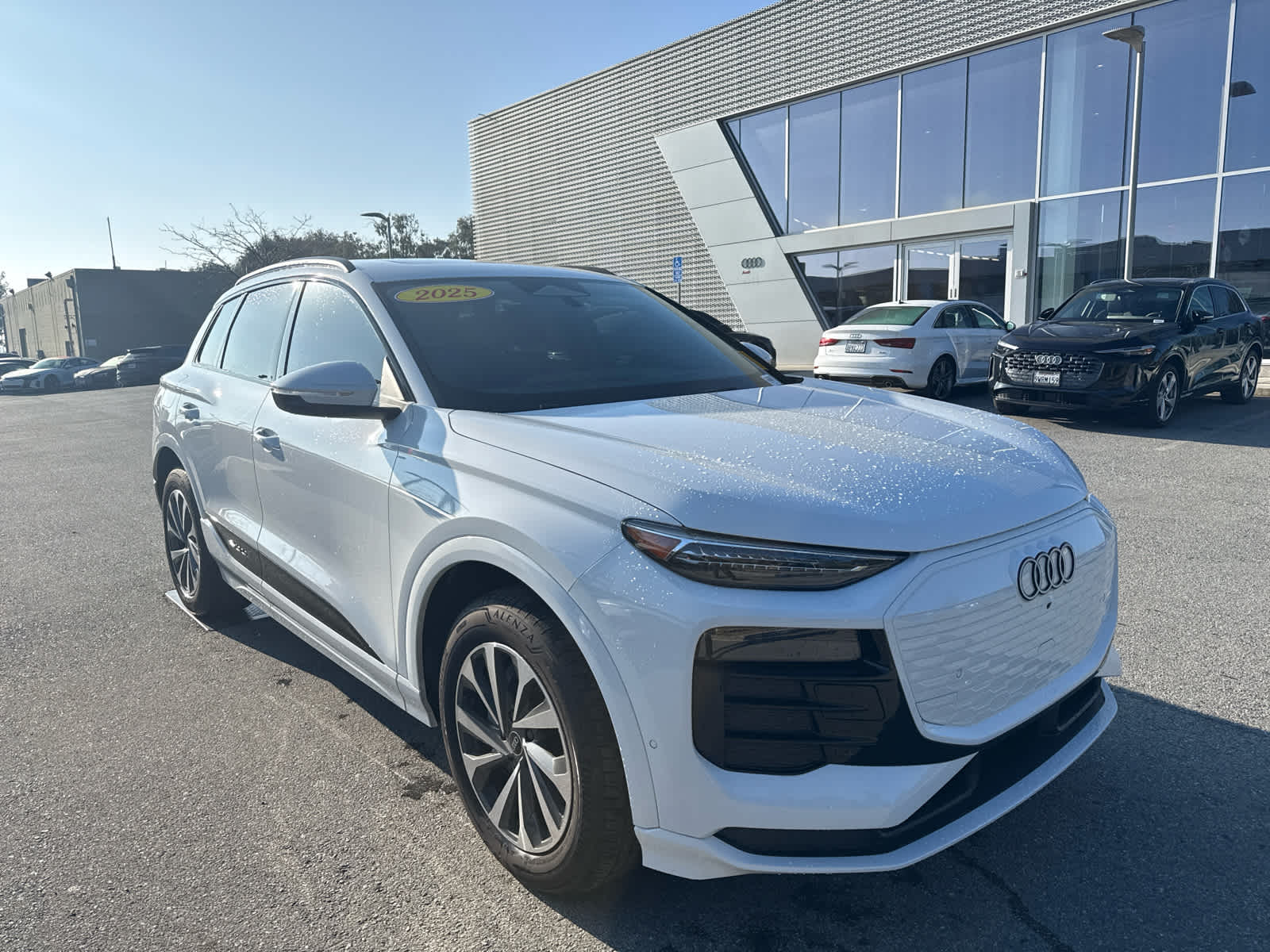 2025 Audi Q6 e-tron Premium Plus