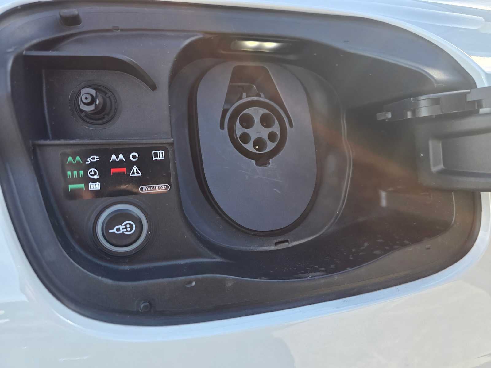 2025 Audi Q6 e-tron Premium Plus