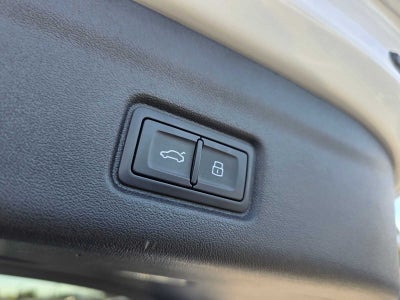 2025 Audi Q6 e-tron Premium Plus