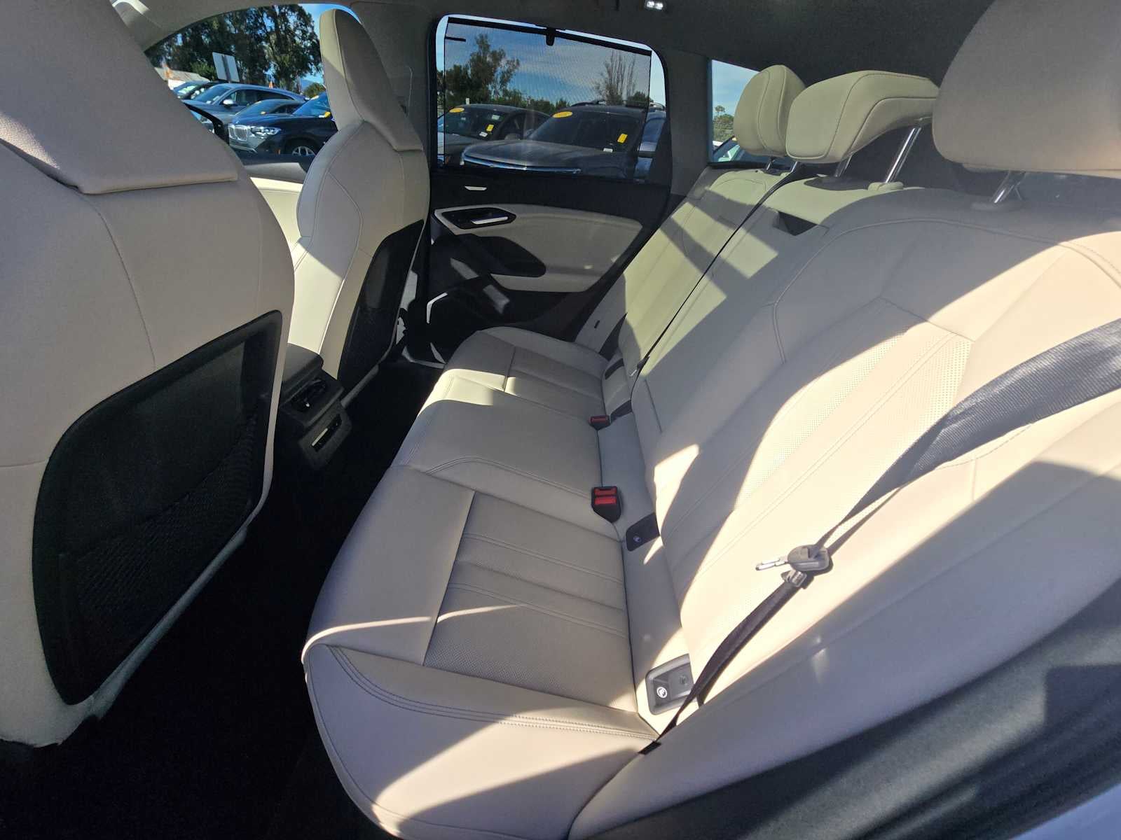 2025 Audi Q6 e-tron Premium Plus