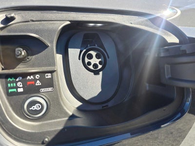 2025 Audi Q6 e-tron Premium Plus