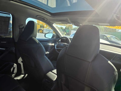 2025 Audi Q6 e-tron Premium Plus