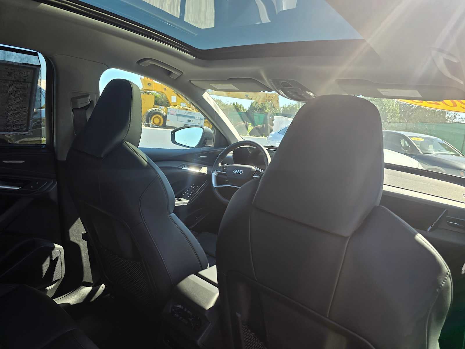 2025 Audi Q6 e-tron Premium Plus