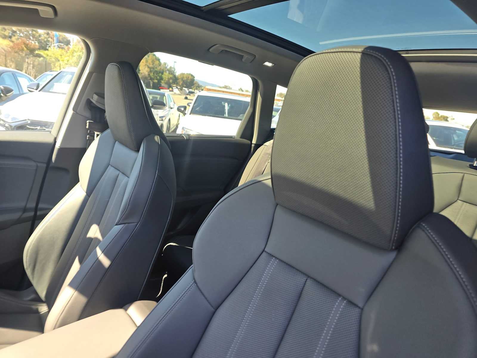 2025 Audi Q6 e-tron Premium Plus