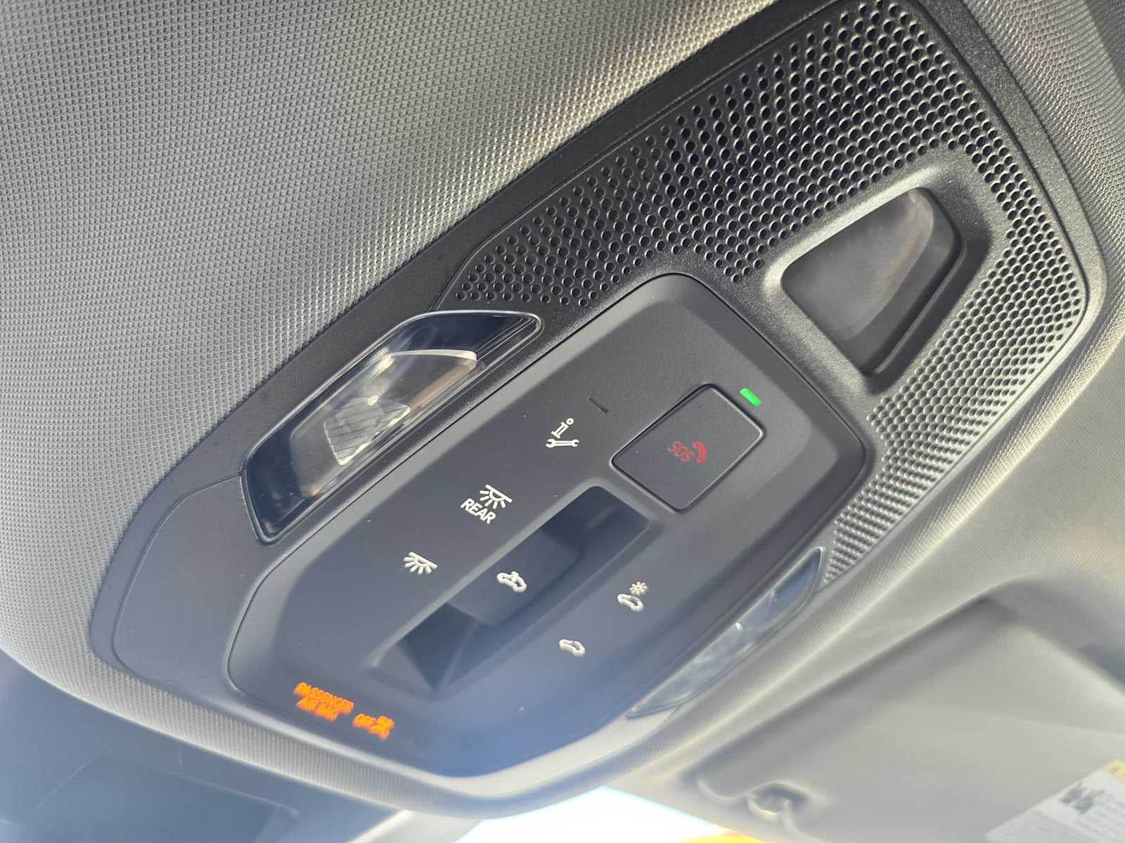 2025 Audi Q6 e-tron Premium Plus