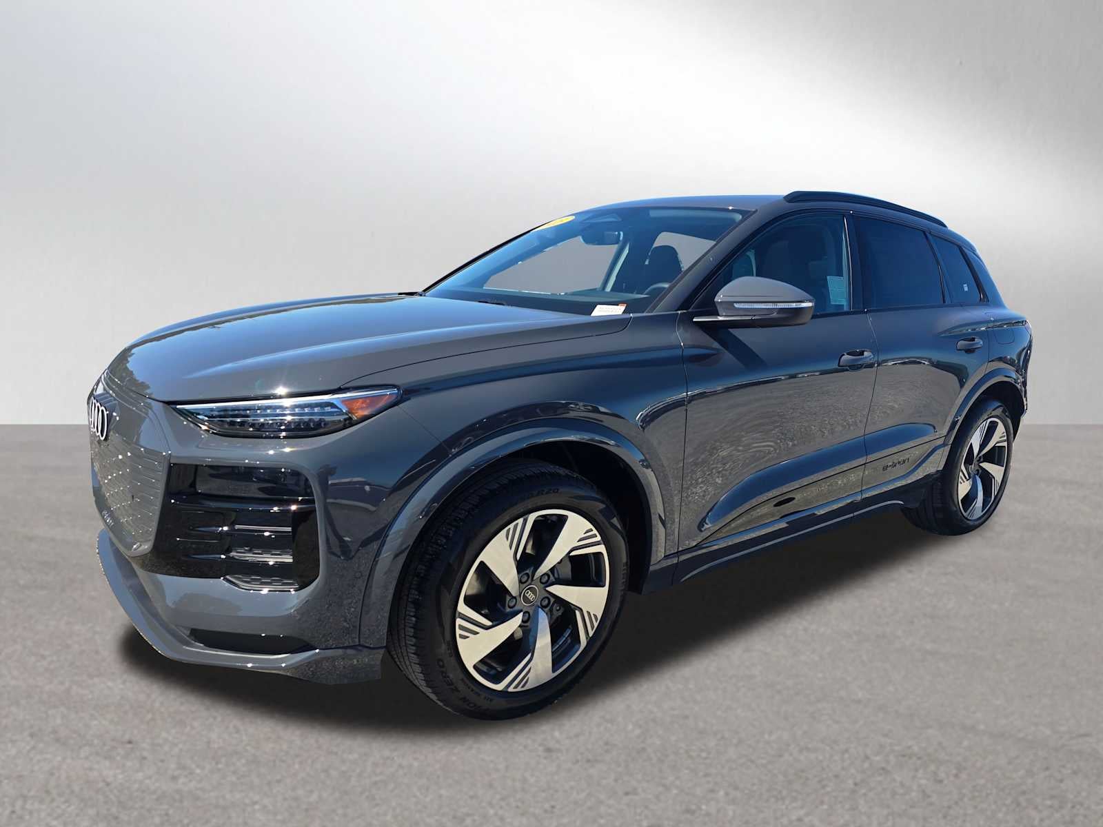 2025 Audi Q6 e-tron Premium Plus