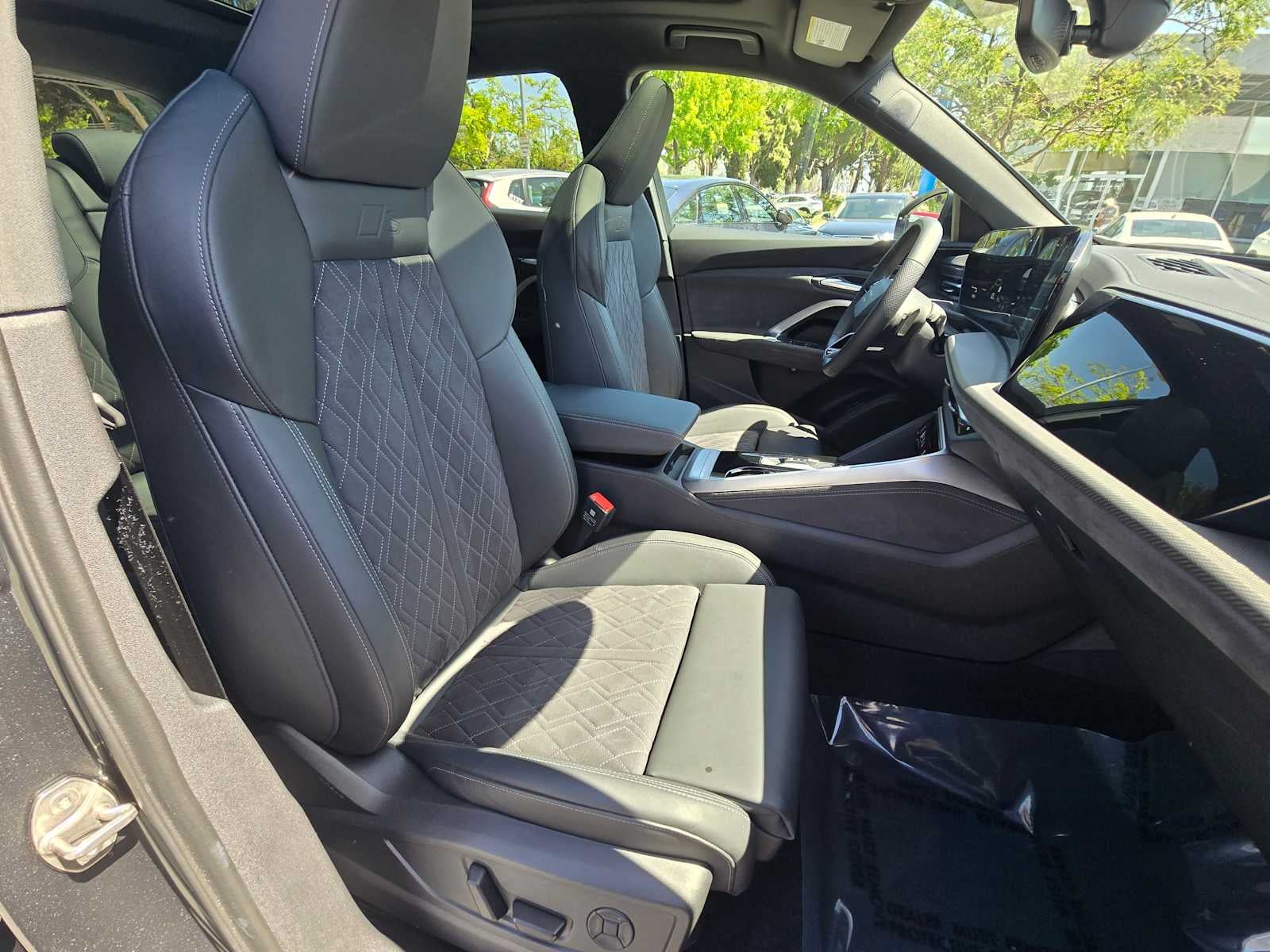 2025 Audi New SQ5 Premium Plus