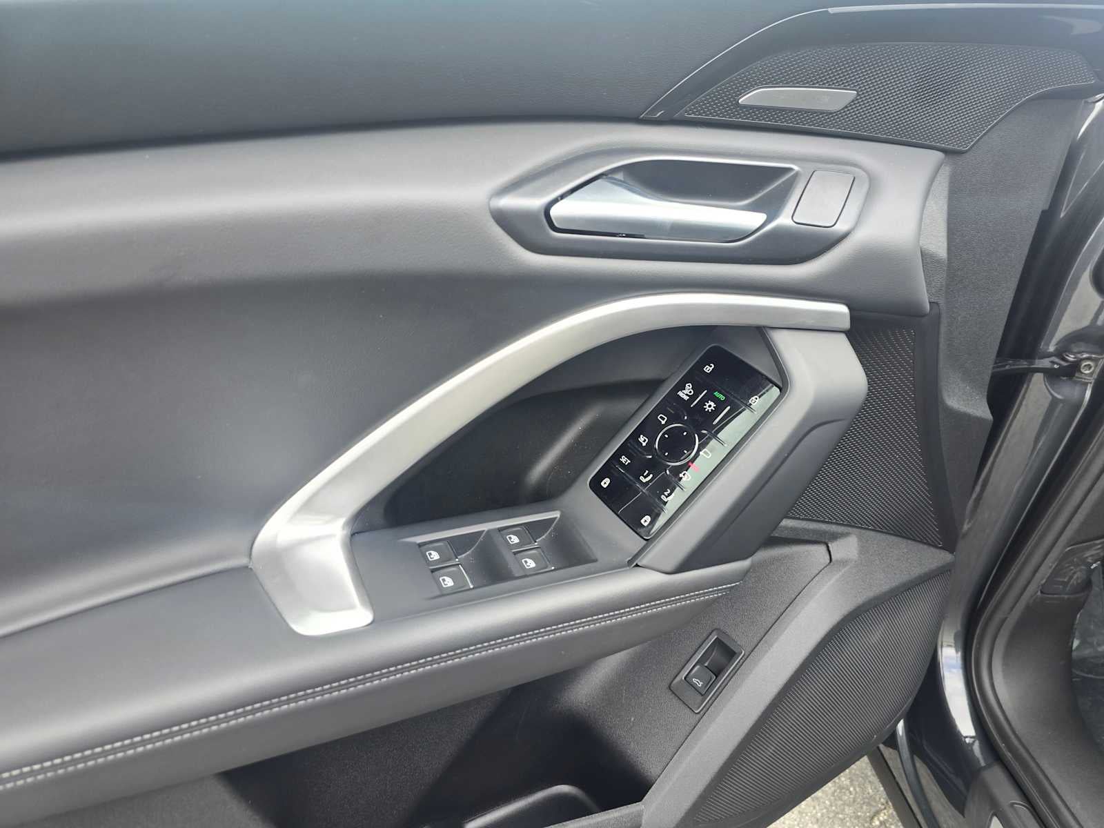 2025 Audi New Q5 Premium Plus