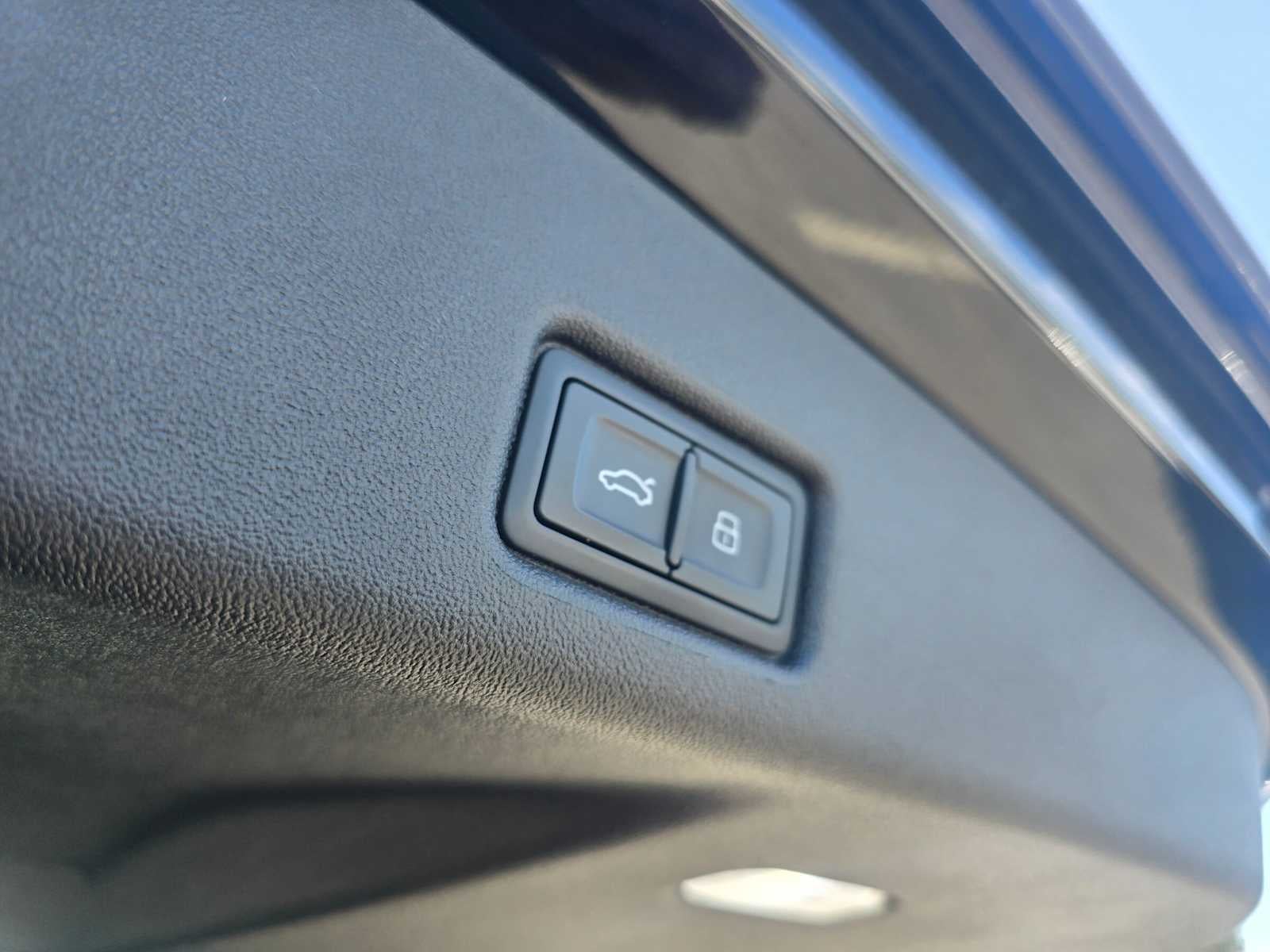 2025 Audi New Q5 Premium Plus