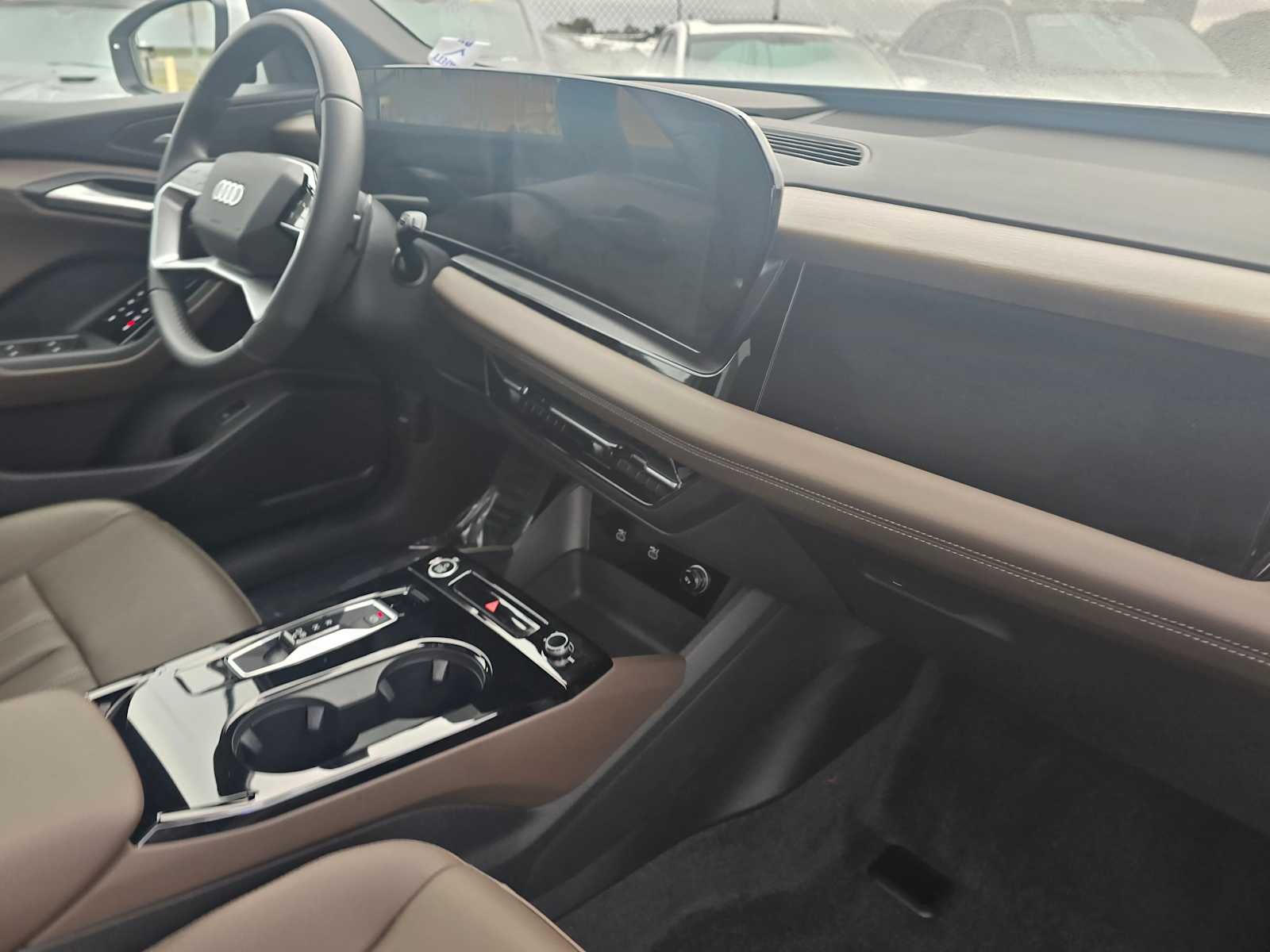 2025 Audi Q6 e-tron Prestige