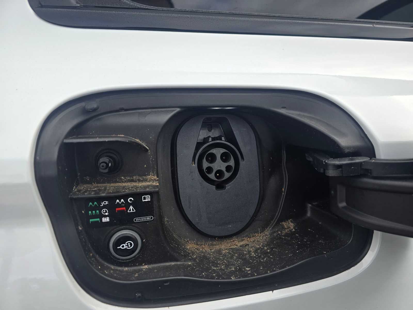 2025 Audi Q6 e-tron Prestige