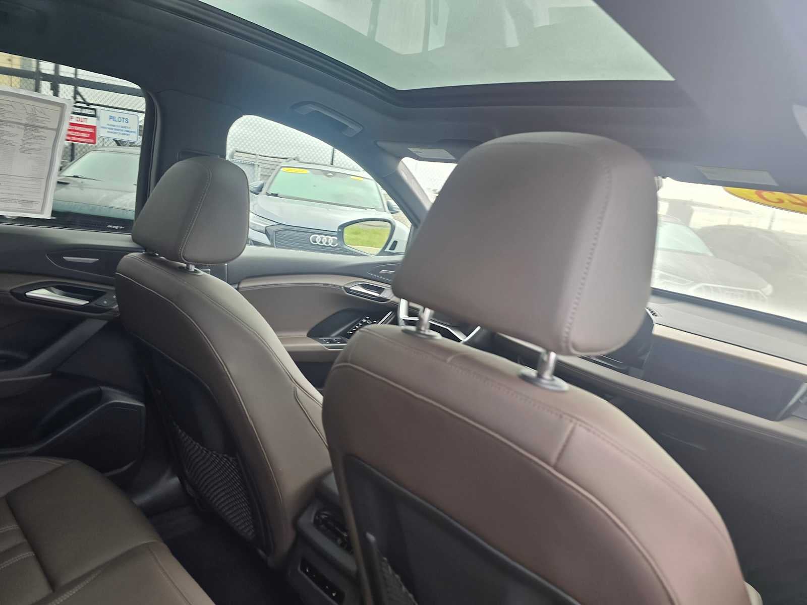 2025 Audi Q6 e-tron Prestige