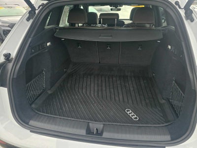 2025 Audi Q6 e-tron Prestige