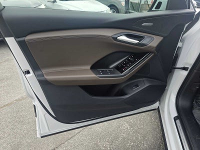 2025 Audi Q6 e-tron Prestige