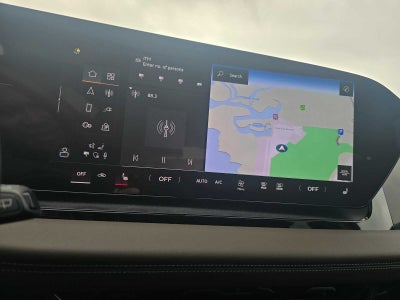 2025 Audi Q6 e-tron Prestige