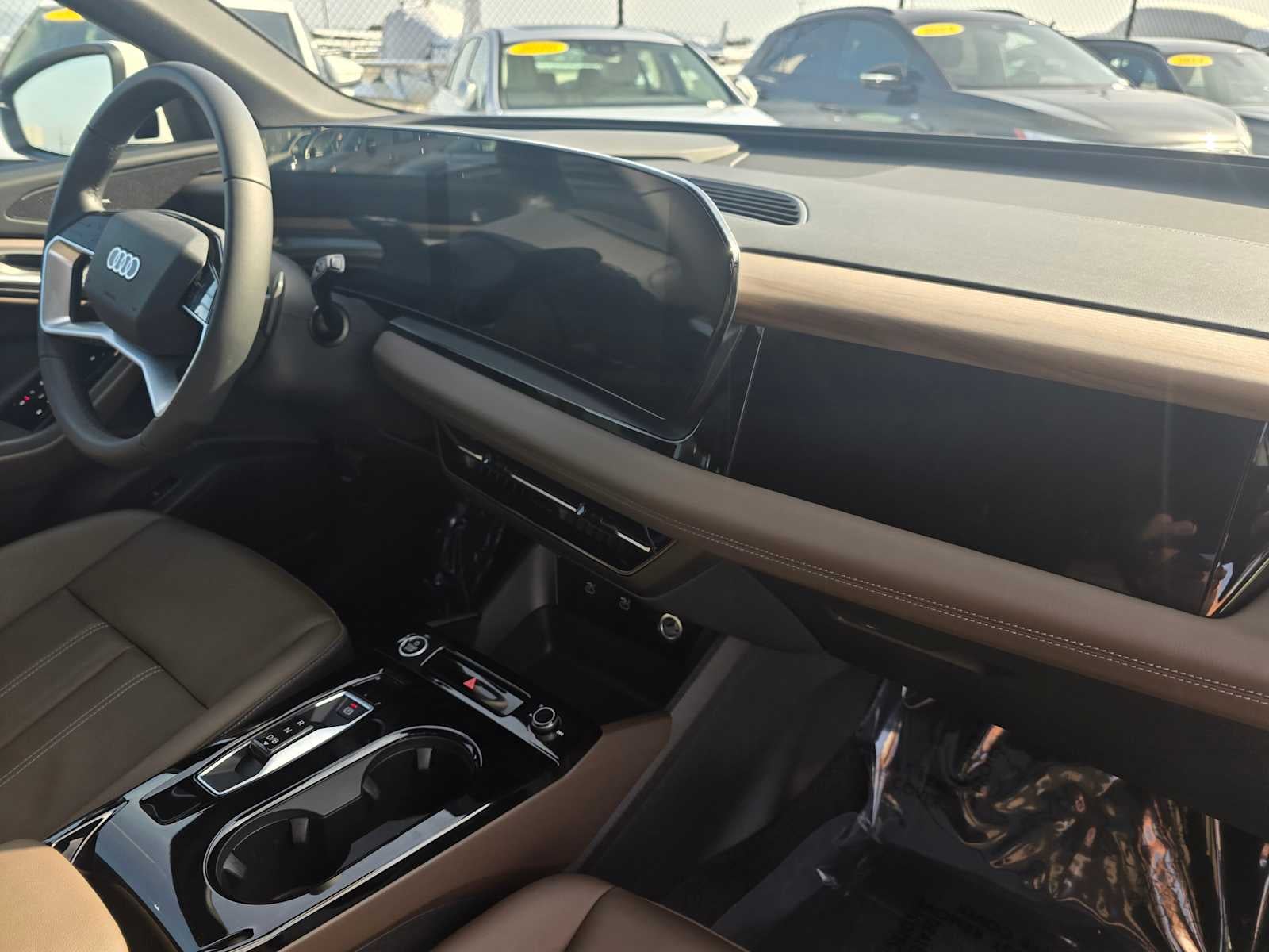 2025 Audi Q6 e-tron Prestige