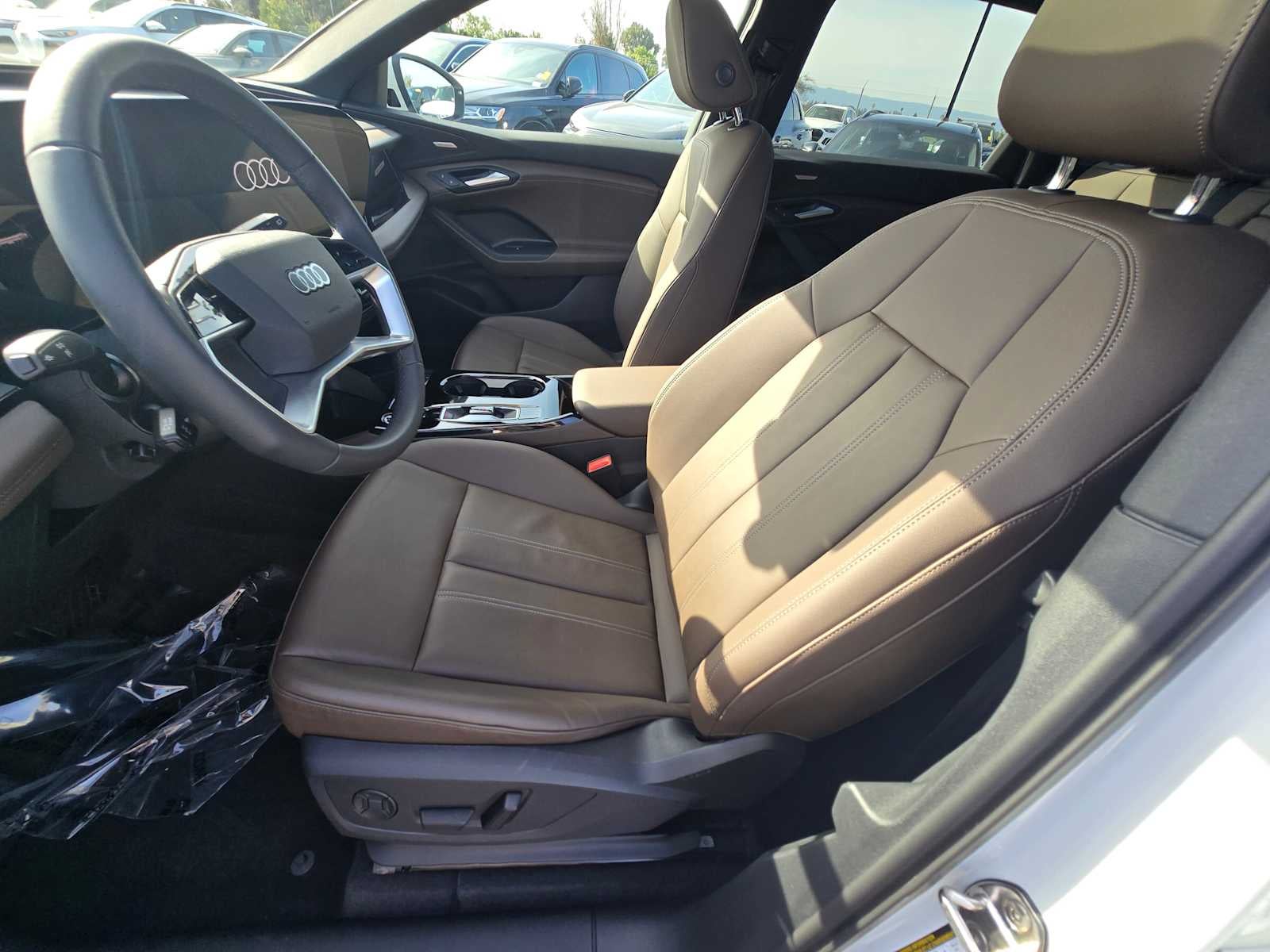 2025 Audi Q6 e-tron Prestige