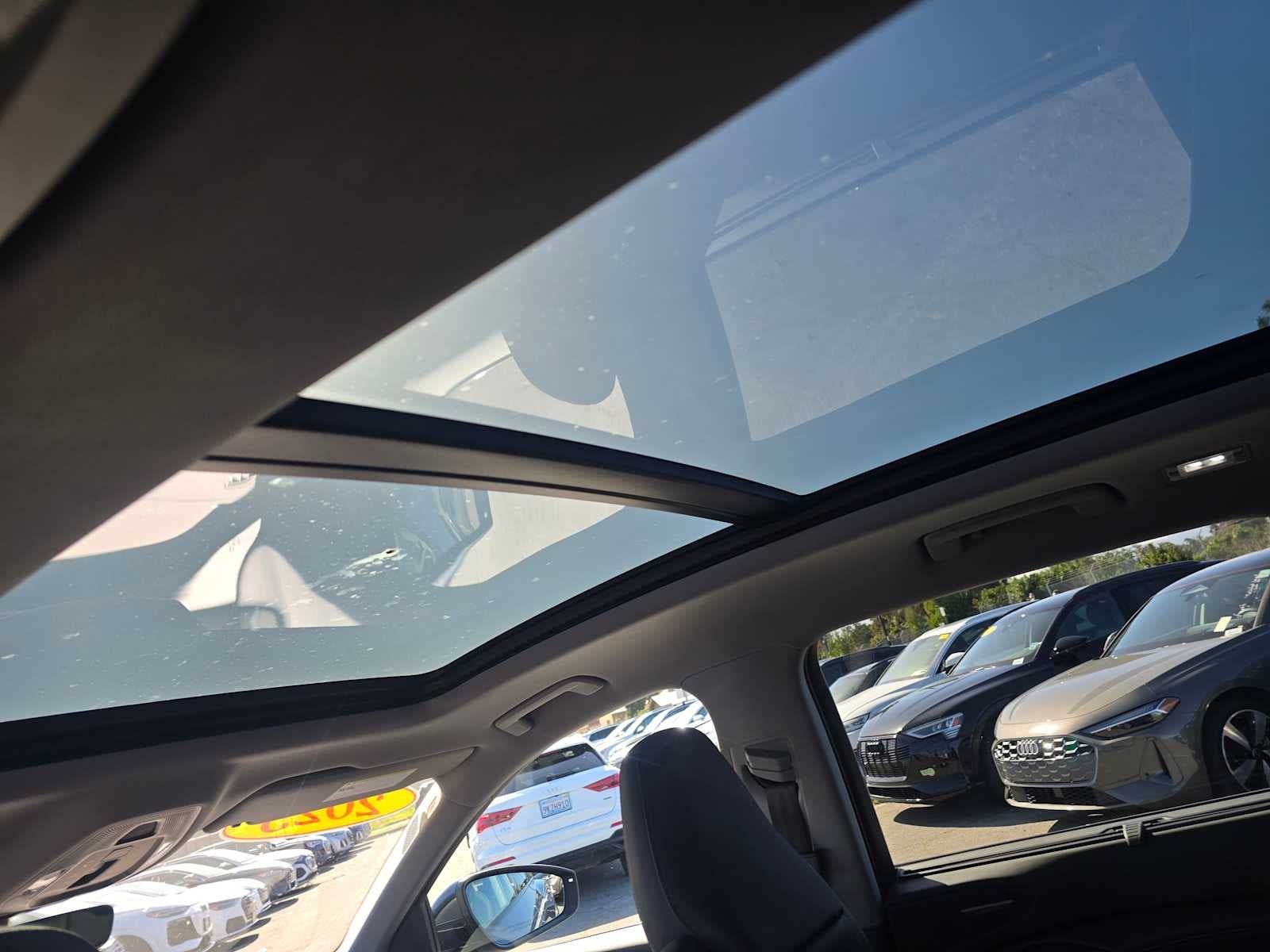 2025 Audi Q6 e-tron Prestige