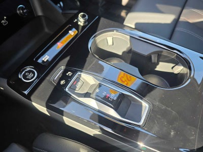 2025 Audi Q6 e-tron Prestige