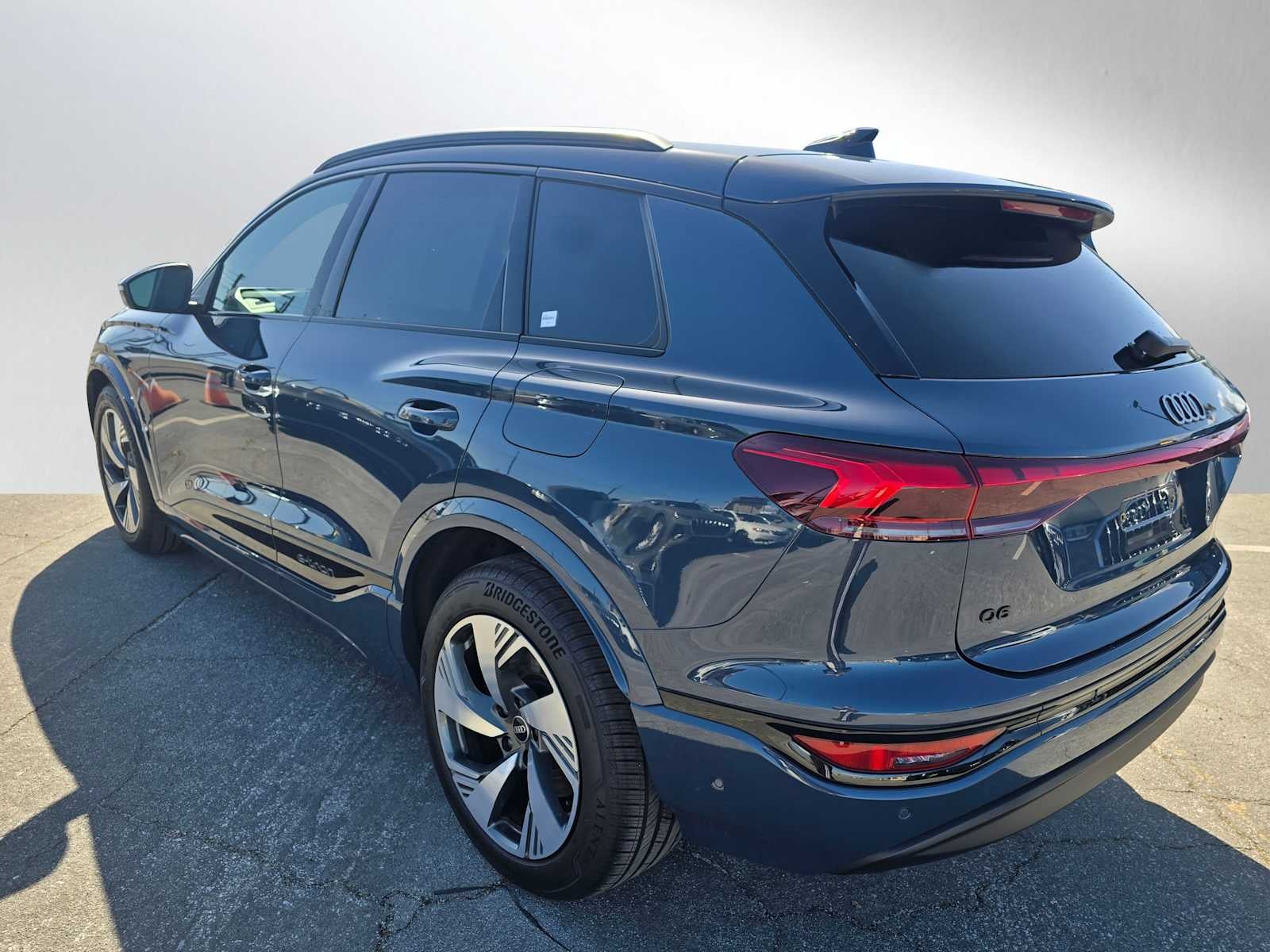 2025 Audi Q6 e-tron Prestige