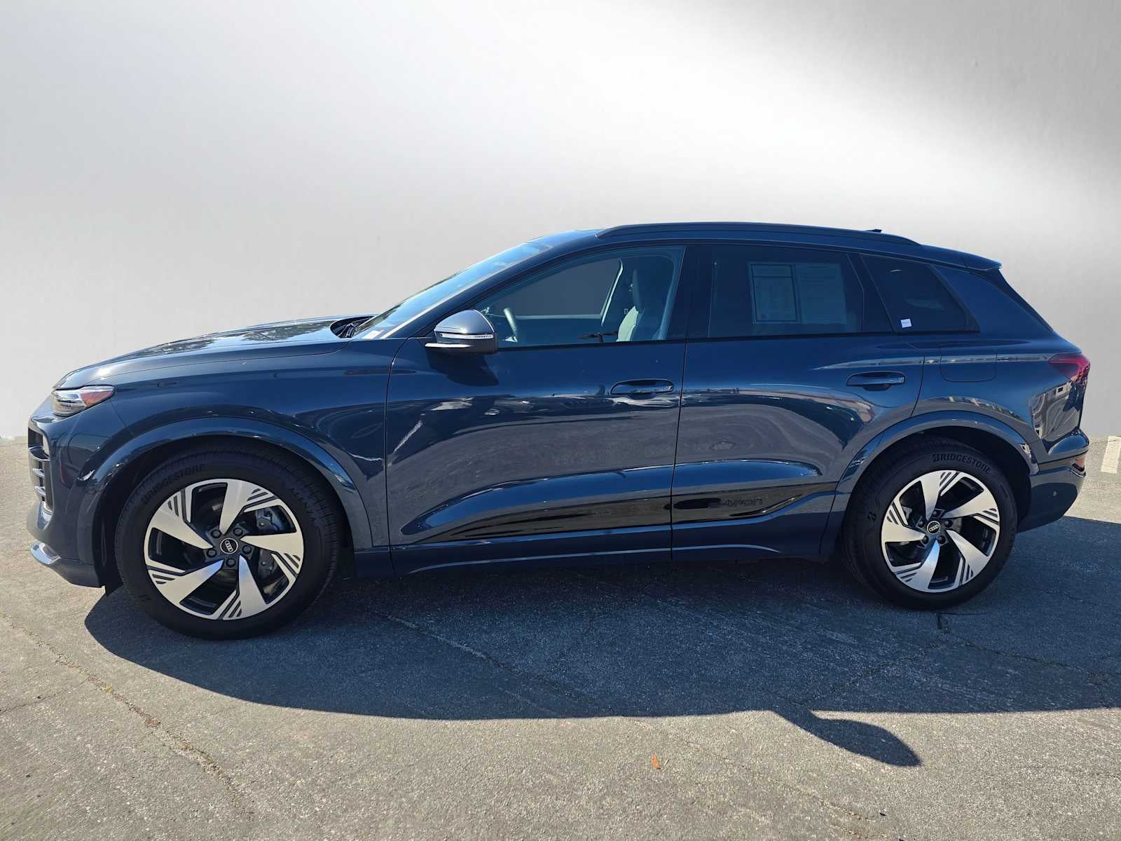 2025 Audi Q6 e-tron Prestige