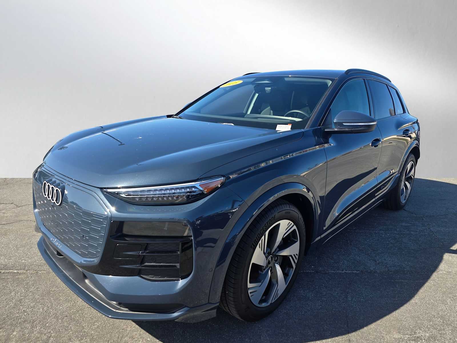 2025 Audi Q6 e-tron Prestige