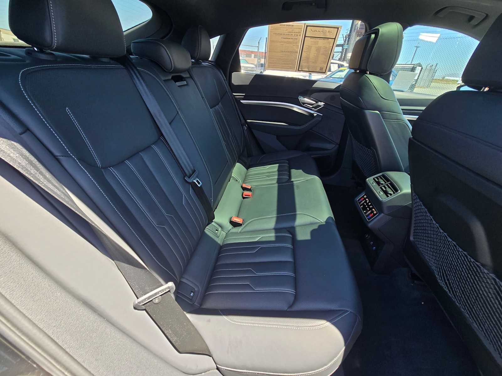 2023 Audi e-tron S Sportback Prestige