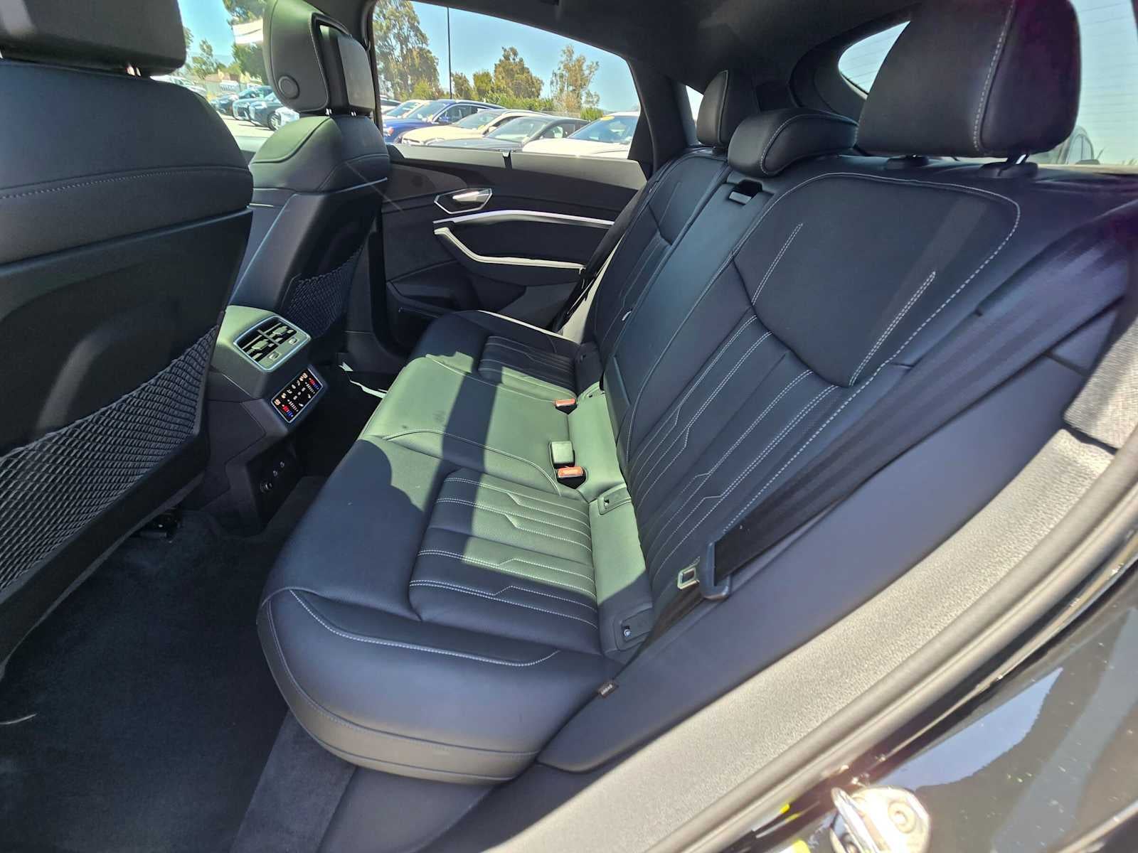 2023 Audi e-tron S Sportback Prestige