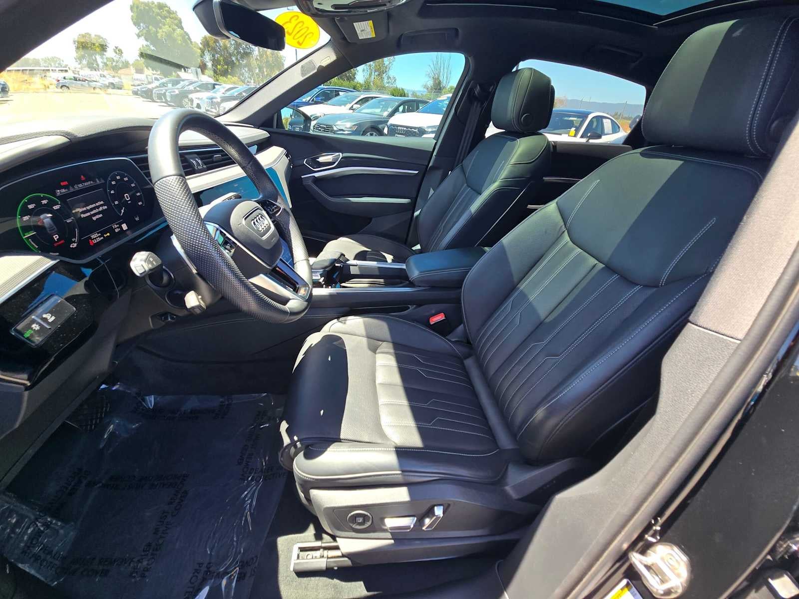 2023 Audi e-tron S Sportback Prestige