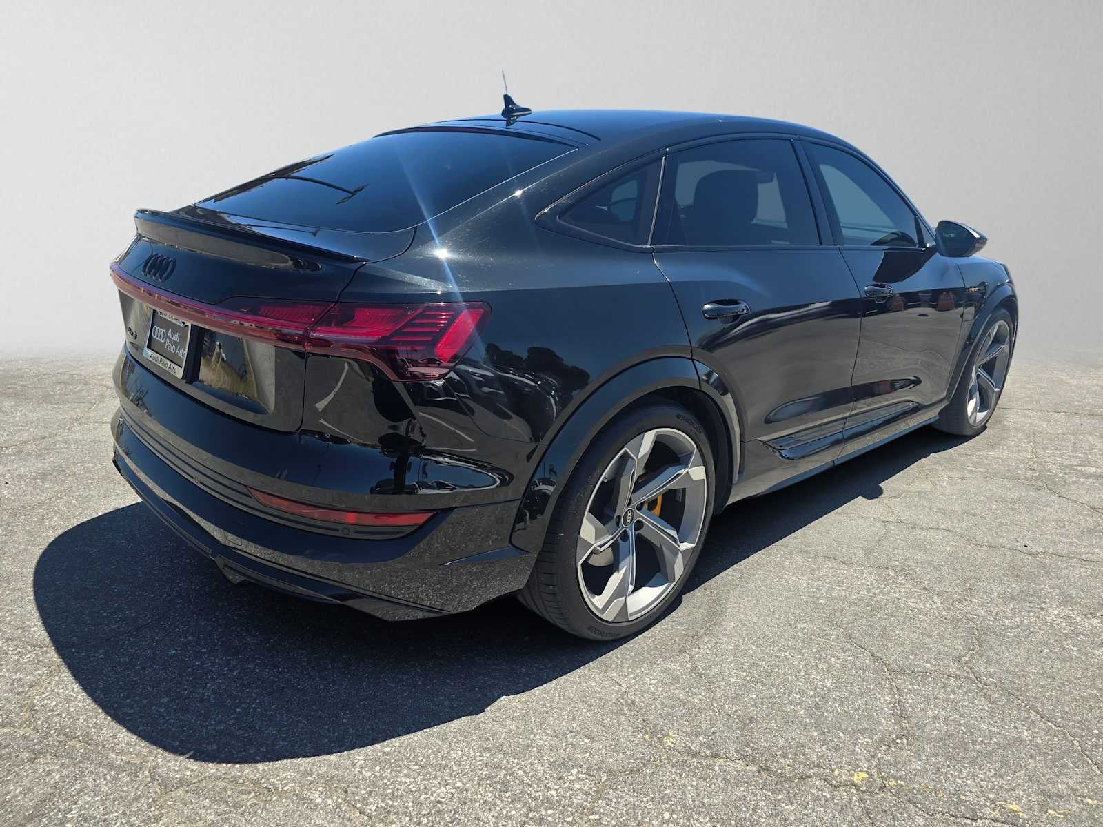 2023 Audi e-tron S Sportback Prestige