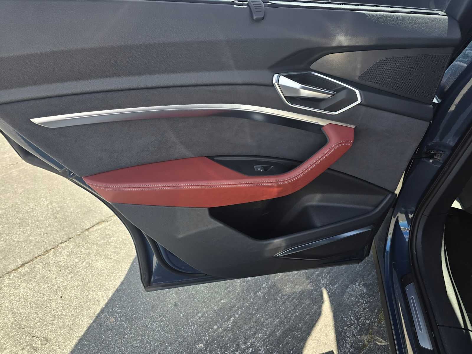 2023 Audi e-tron S Sportback Prestige