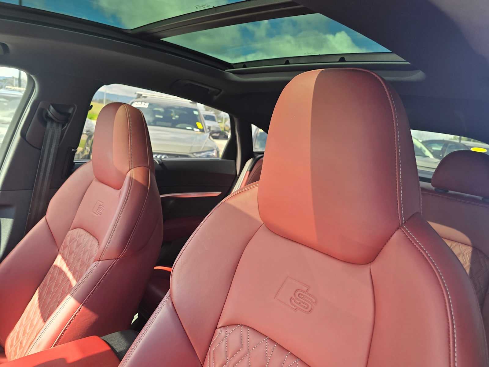 2023 Audi e-tron S Sportback Prestige