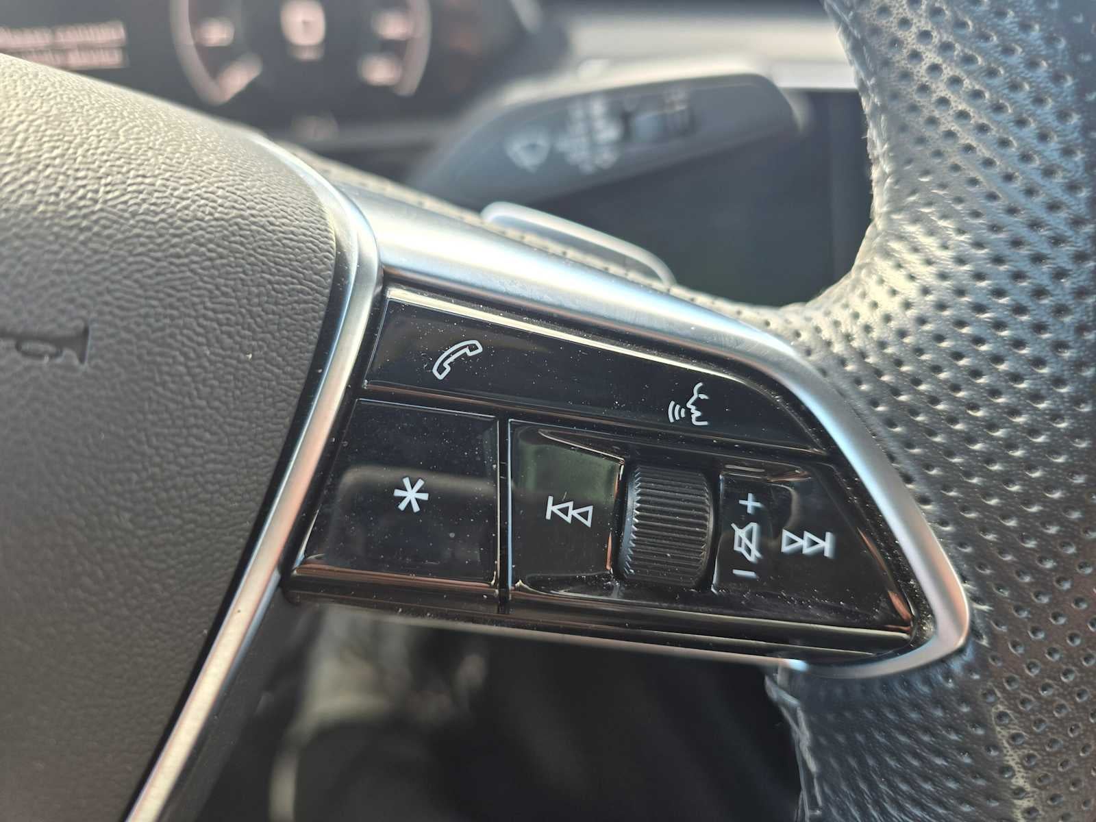 2023 Audi e-tron S Sportback Prestige