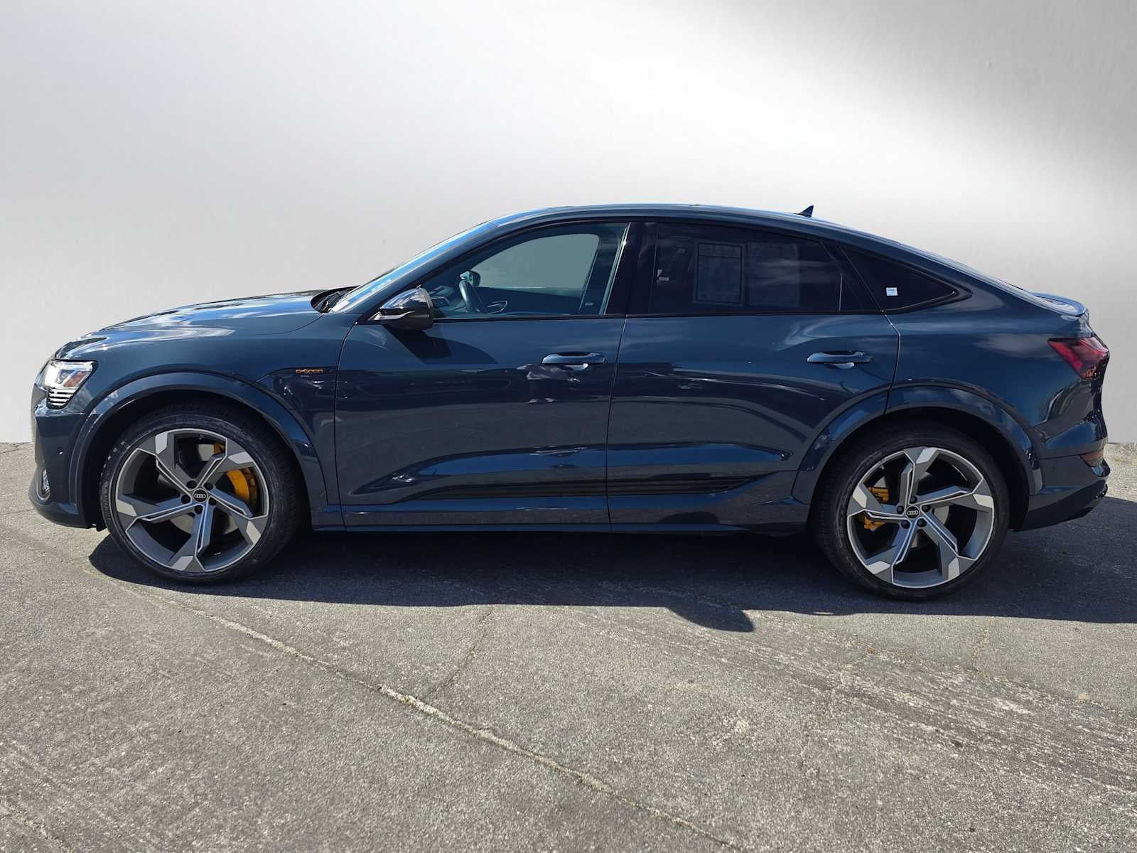 2023 Audi e-tron S Sportback Prestige