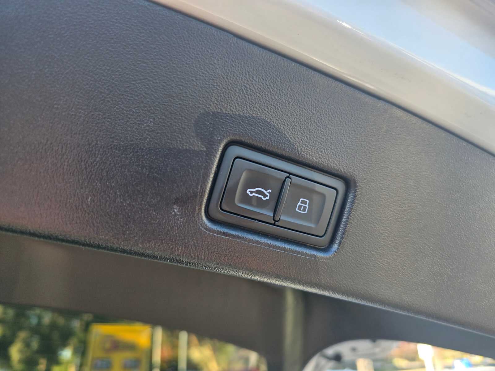 2024 Audi Q4 e-tron Sportback Prestige