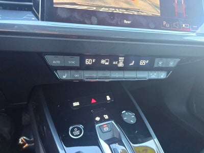 2024 Audi Q4 e-tron Sportback Prestige